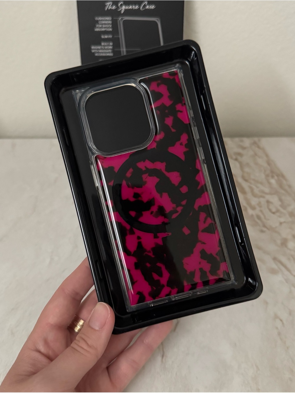 FLAUNT iPhone 15 Pro MagSafe Case - Raspberry Tortoise Shell - Picture 7 of 8